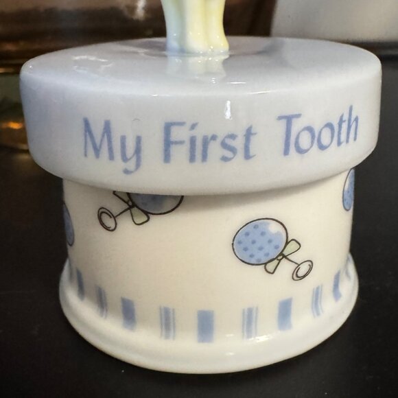 Russ Ceramic Round My First Tooth Baby Keepsake Trinket Jar With Giraffe Topper - Picture 7 of 9